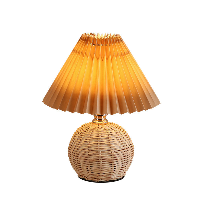 Scandinavian Table Lamp with Fabric Shade – USB & Infinitely Dimmable