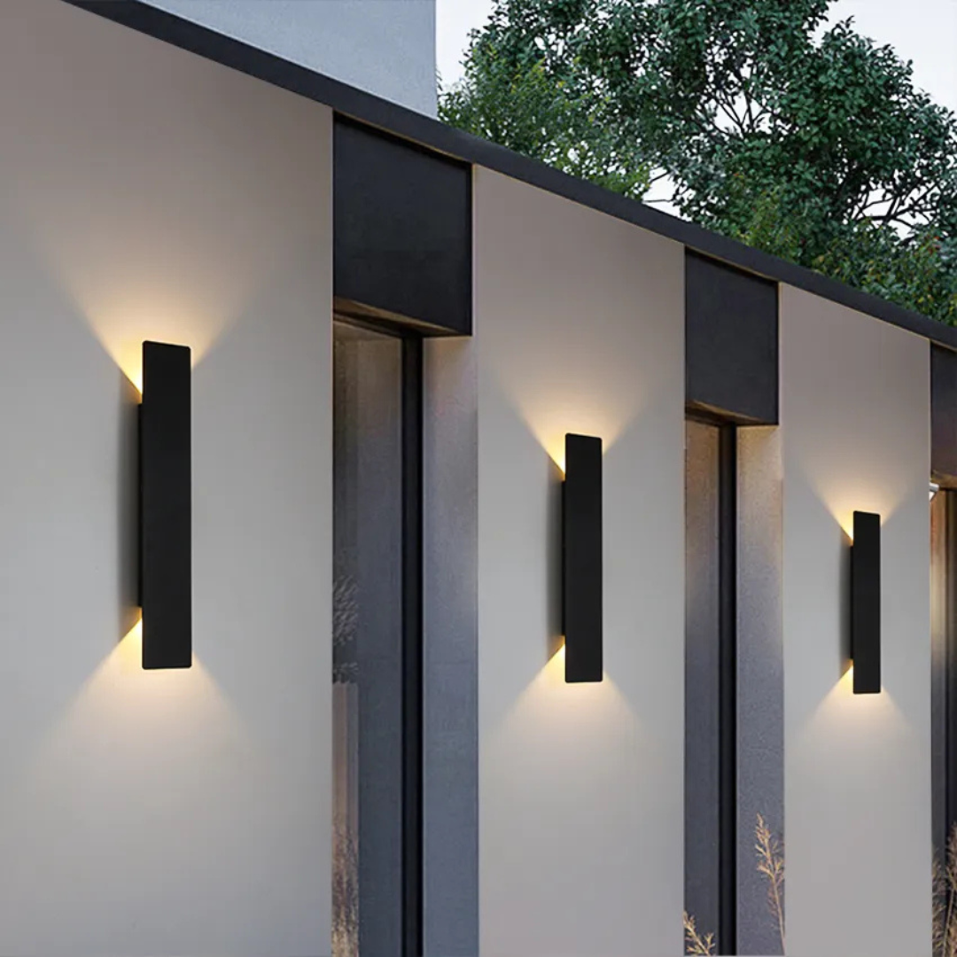 Modern Aluminum Outdoor Lamp with Waterproof LED Design