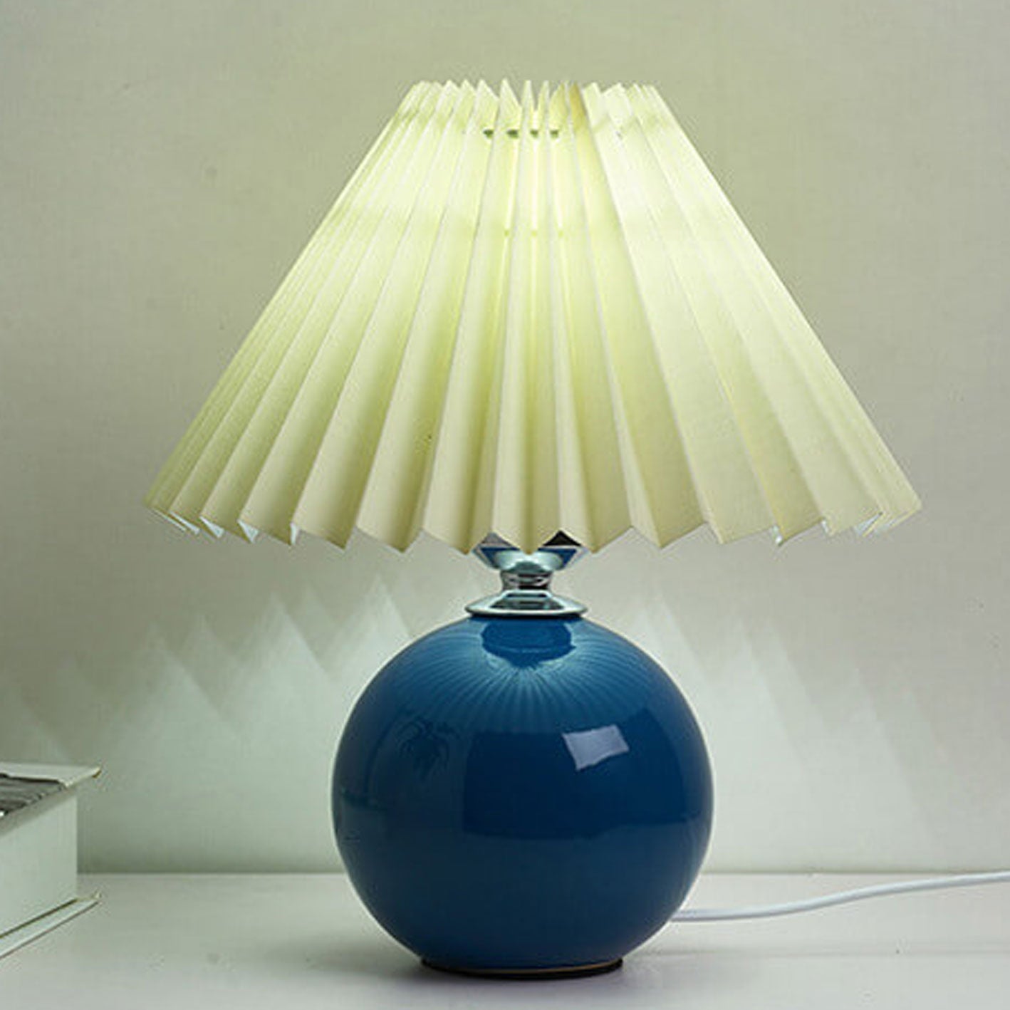 Modern Ceramic Table Lamp with Fabric Shade – Multiple Colors