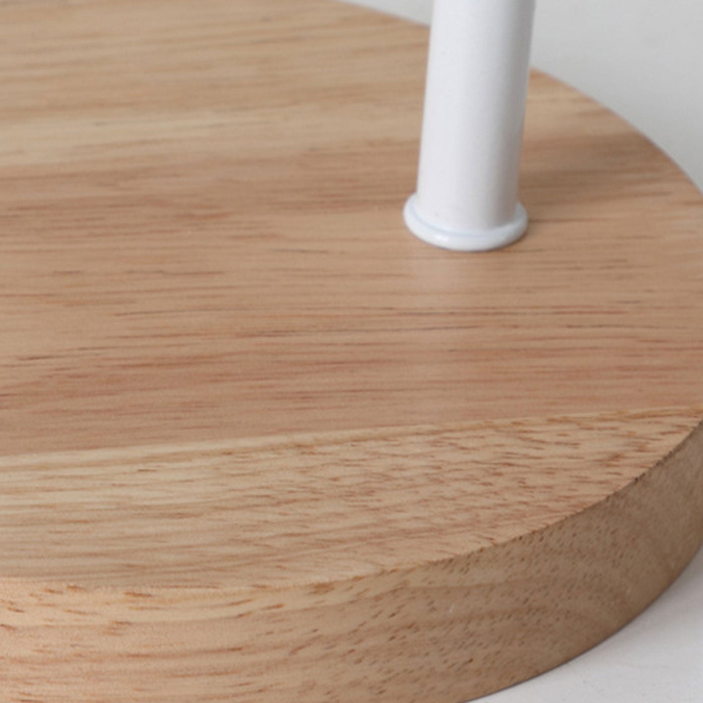 Modern Table Lamp of Linen, Metal, and Wood – Integrated LED with USB/Plug-In
