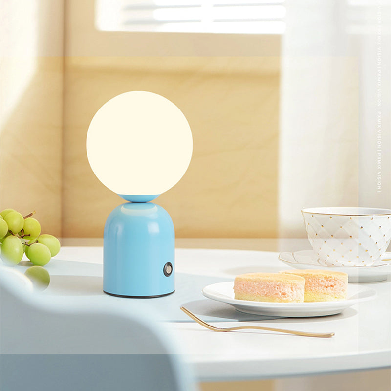 Minimalist LED Table Lamp – Plug-in, 2 W with Acrylic Shade