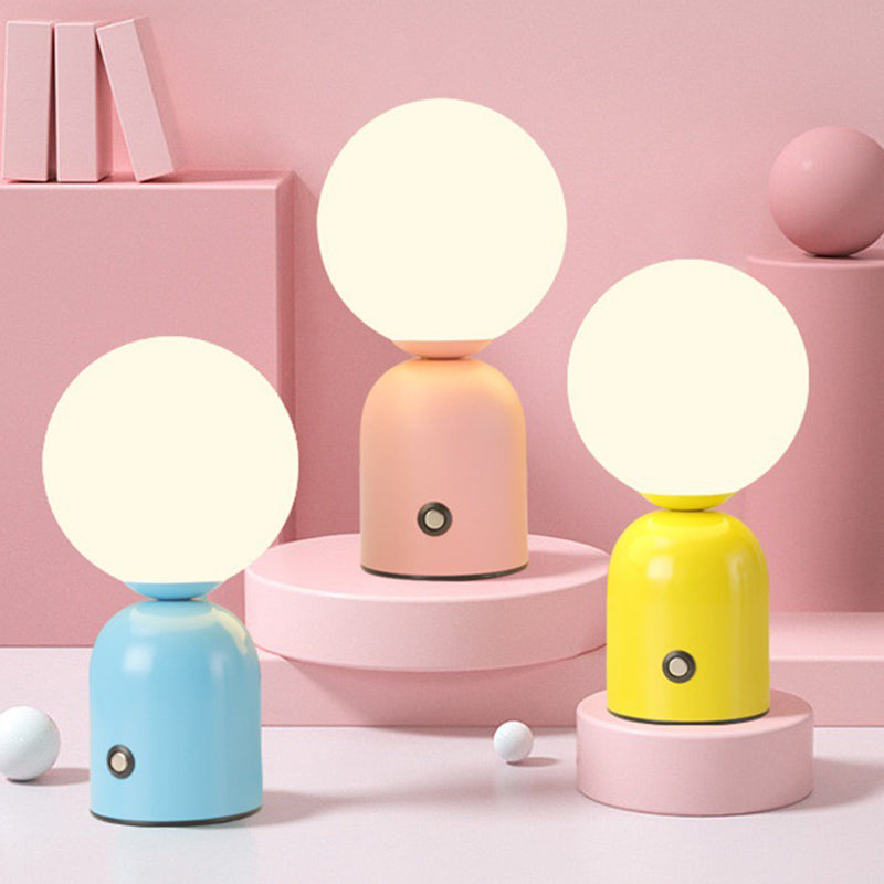 Minimalist LED Table Lamp – Plug-in, 2 W with Acrylic Shade