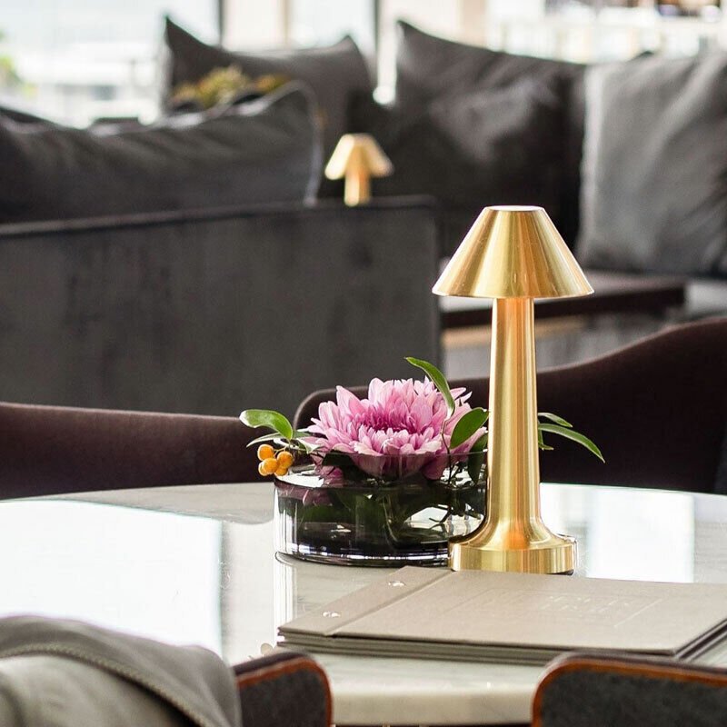 Luxury Dimmable Table Lamp with LED Lighting and Stylish Design