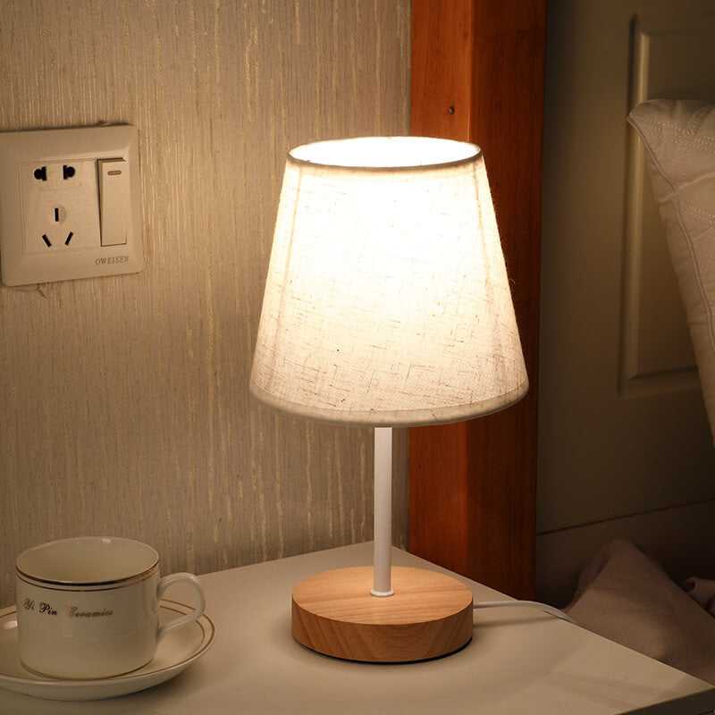 Scandinavian Modern Wooden Table Lamp with Integrated LED – USB Plug-In