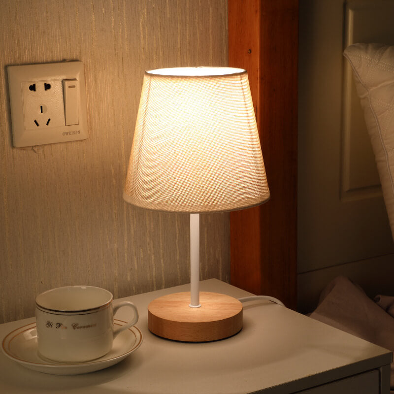 Scandinavian Modern Wooden Table Lamp with Integrated LED – USB Plug-In